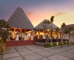 Villa Kayu Raja